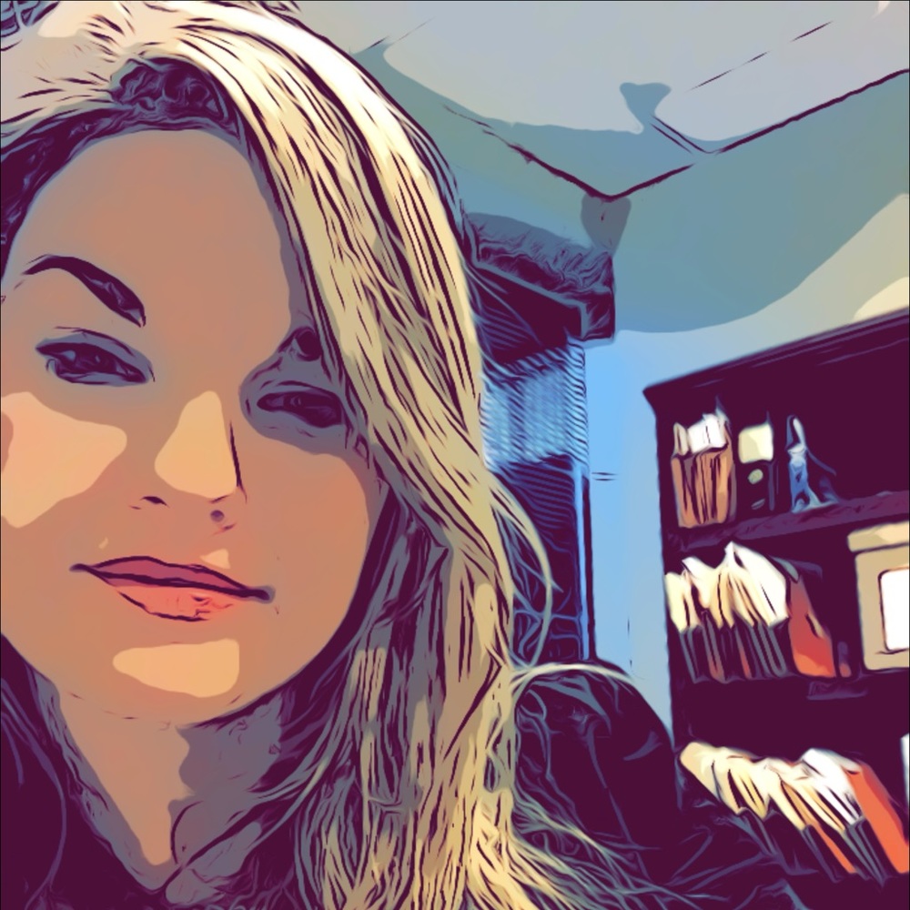 Meet your Posher, Holli